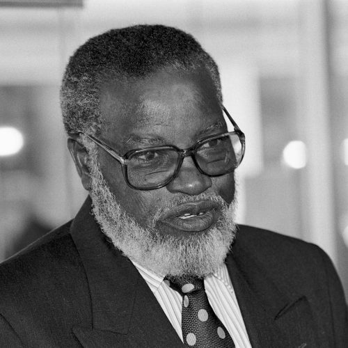 Morre Sam Nujoma, Primeiro Presidente da Namíbia, aos 95